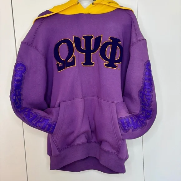 NWOT Purple Omega Psi Phi hoodie with raised lettering and shield - Size M - Picture 3 of 7